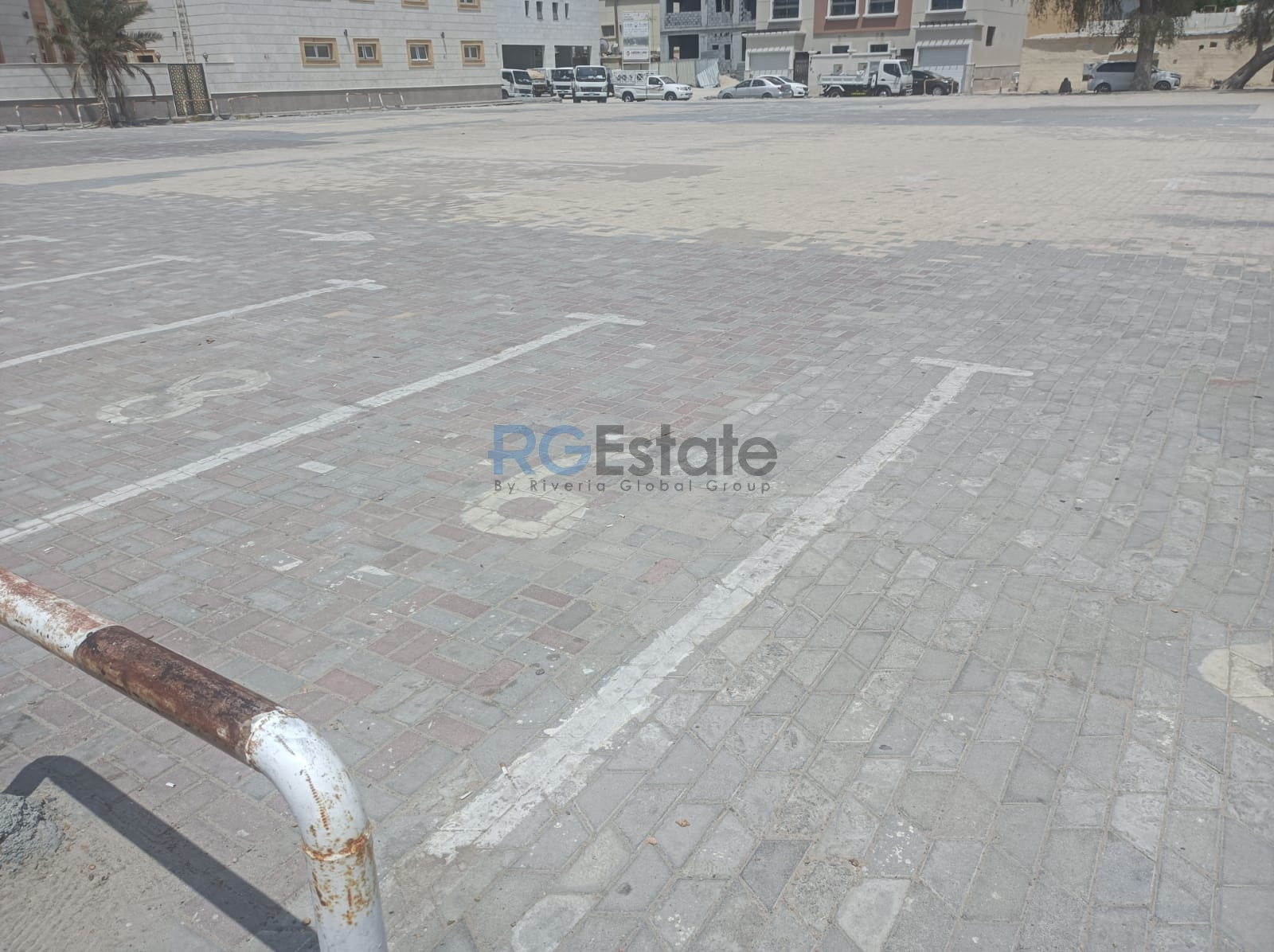 قطعة أرض 30،000 قدم مربع متاحة للإيجار في السطوة  | RGEstate UAE