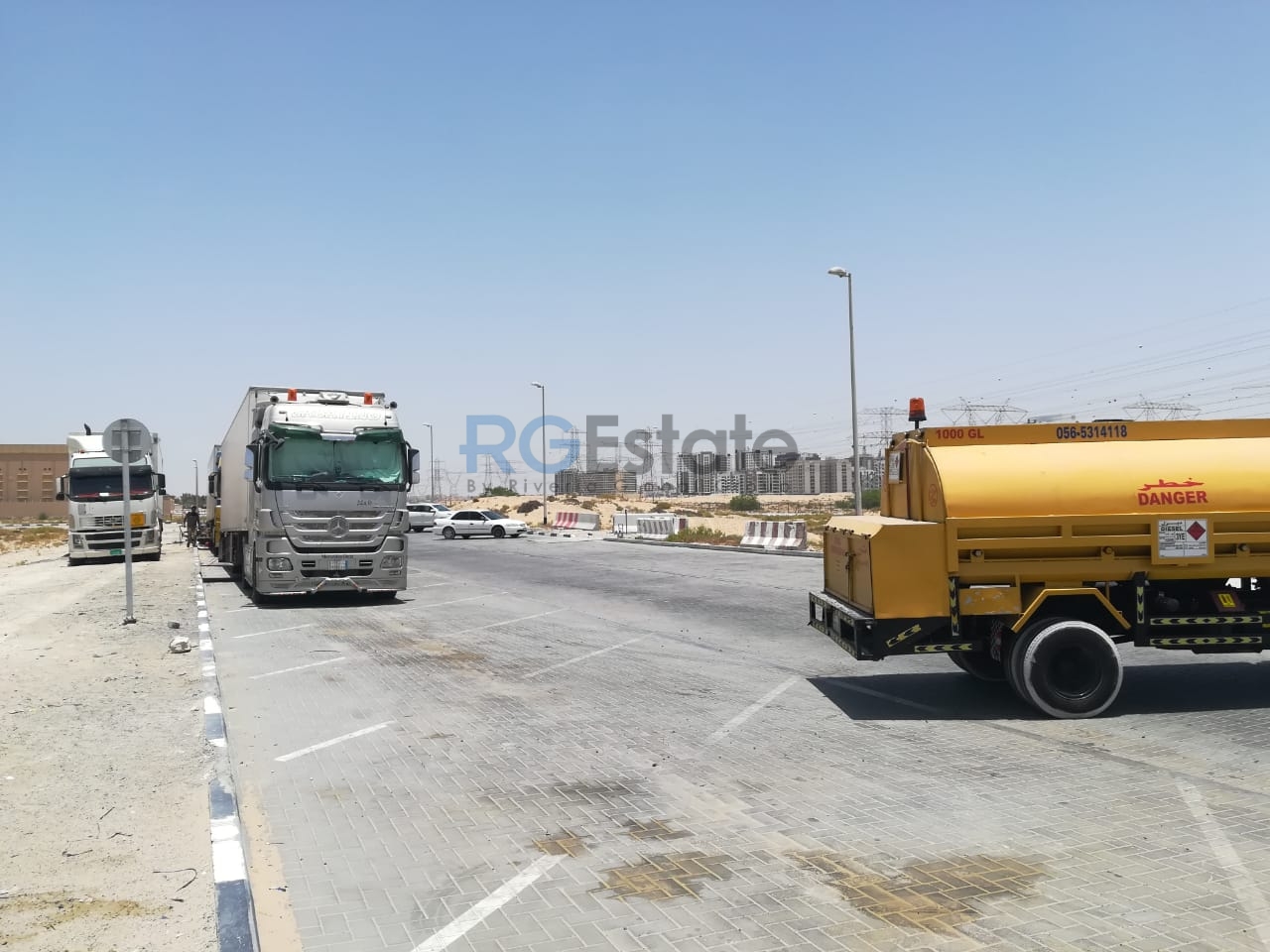 40,000 sqft Commercail Land Can Build Showroom & Offices for Long Terms Lease in Nadd AL Hammar  | RGEstate UAE