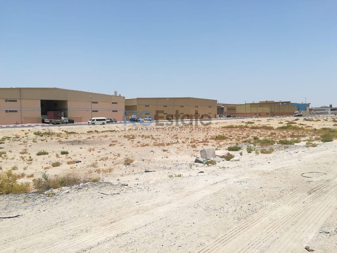 40,000 sqft Commercail Land Can Build Showroom & Offices for Long Terms Lease in Nadd AL Hammar  | RGEstate UAE