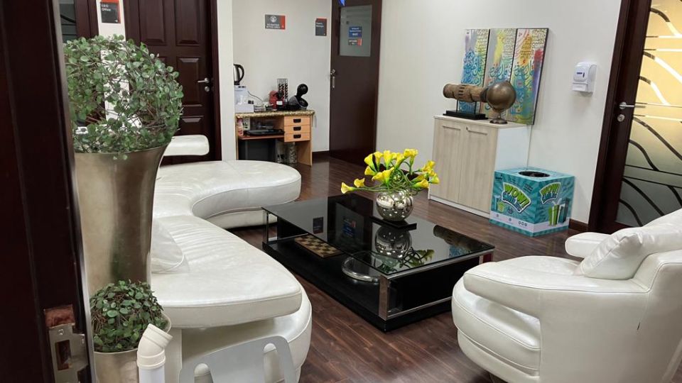 Turnkey Office Solution: Fully Fitted Office with Furniture for Rent in Business Bay, Dubai! Ideal for Commercial Use, Complete with Amenities!  | RGEstate UAE