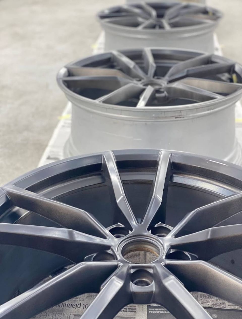 Running Garage with Business & License for Sale in Al Quoz Industrial Area - القوز - MAK PP 4159  | RGEstate UAE