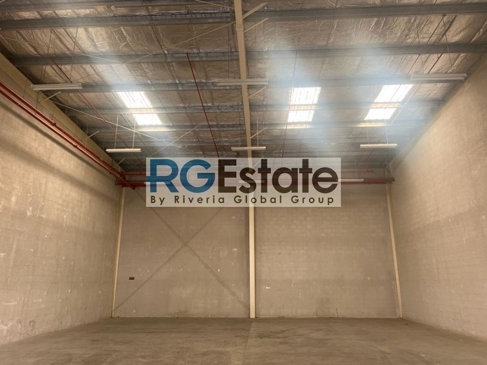 Fully Airconditioned Warehouse with Office for Sale in Al Quoz Industrial Area, Generating Rental Income  | RGEstate UAE
