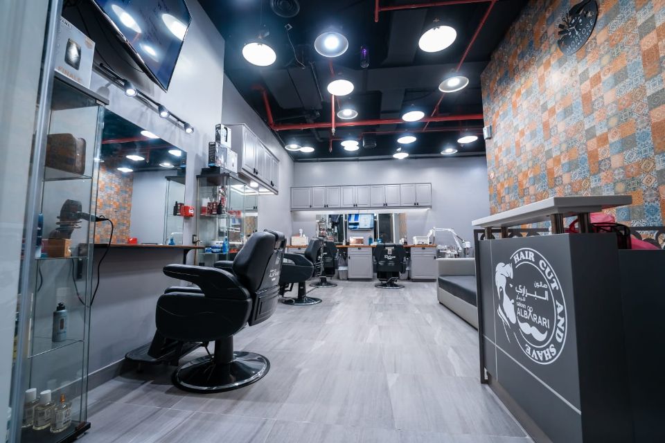 Running Business Gents Salon for Sale In Al Majan | Prime Location | Residence Tower | - Al Majan - VIN 4040  | RGEstate UAE