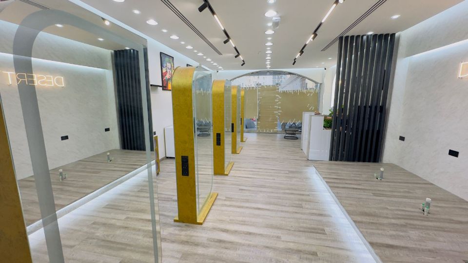 Road-Facing Fully Fitted Salon Business for Sale in Barsha     - البرشاء - RP 4473  | RGEstate UAE
