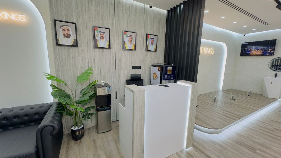 Road-Facing Fully Fitted Salon Business for Sale in Barsha     - البرشاء - RP 4473  | RGEstate UAE