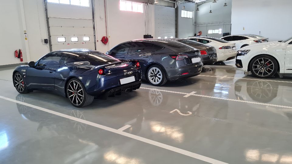 25,000 Sqft Industrial Land With Cover Shed & Office Available for Sale in Al Quoz  | RGEstate UAE