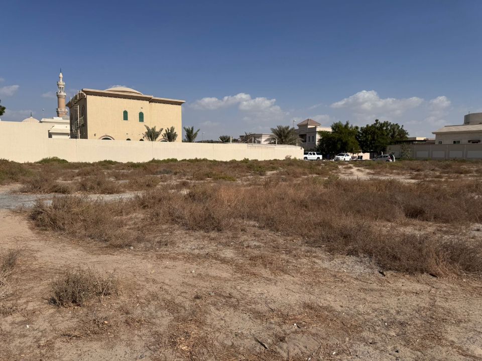 Freehold 17,000 Sqft Villa Plot For Sale In Al Mizhar 1  | RGEstate UAE