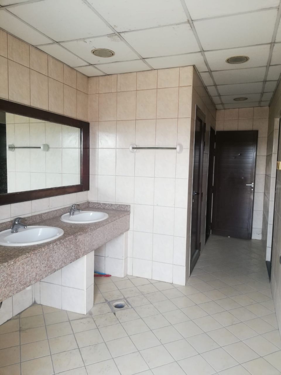 25,000 Sqft Industrial/Commercial Plot with Office for Rent in Al Qusais Industrial Area  | RGEstate UAE