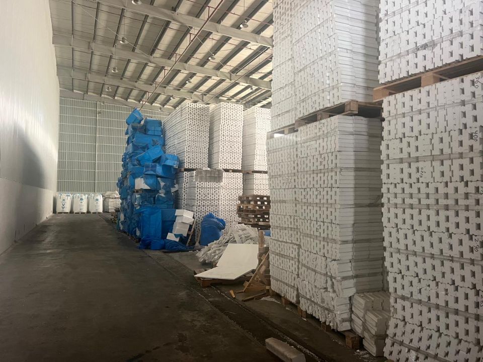 11,000 sqft Warehouse For Rent in DIC
  | RGEstate UAE