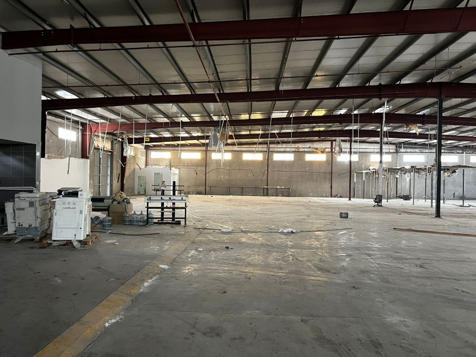 40,000 Sq.Ft Shed with Office & Open Yard for Rent in Umm Ramool  | RGEstate UAE