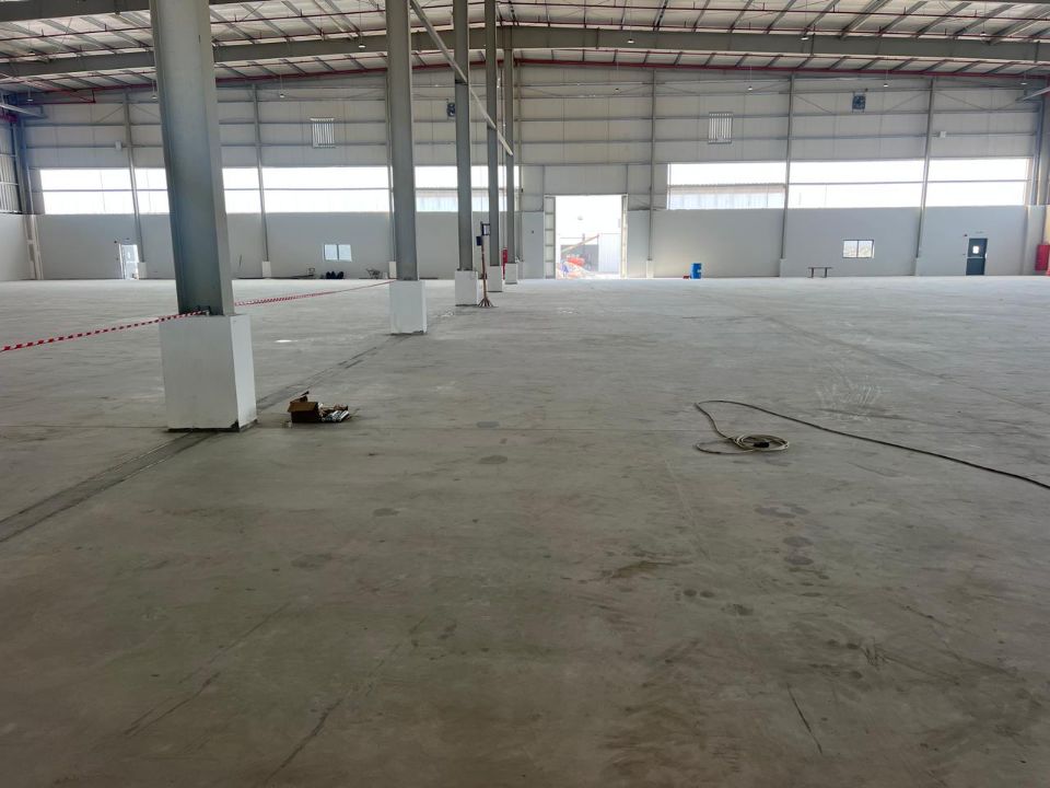 1000 KW Power and 35,000 sqft Warehouse For Rent in DIC
  | RGEstate UAE