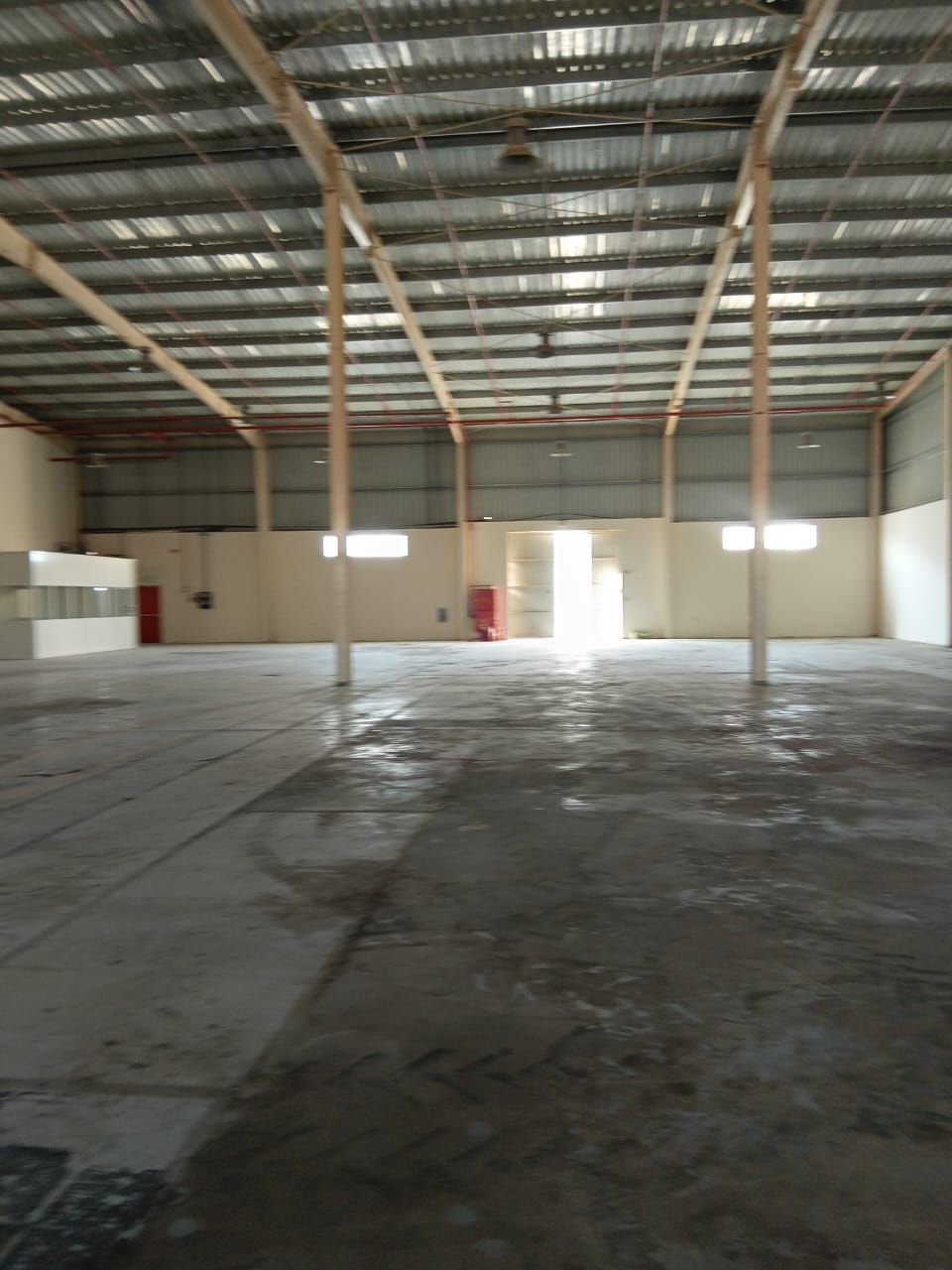 High Power 160 kW 13,000 Sqft Warehouse for Rent in Umm Al Quwain  | RGEstate UAE